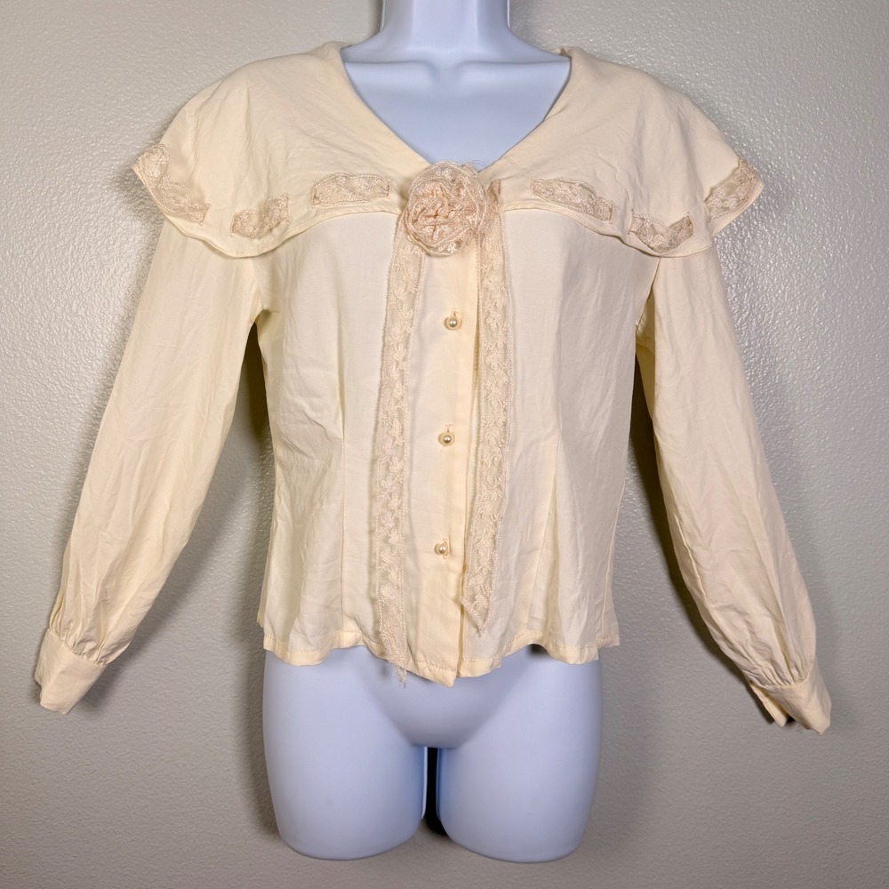 Vintage 80s You Babes Ivory Lace Cape Collar Blouse M Rosette Coquette Romantic